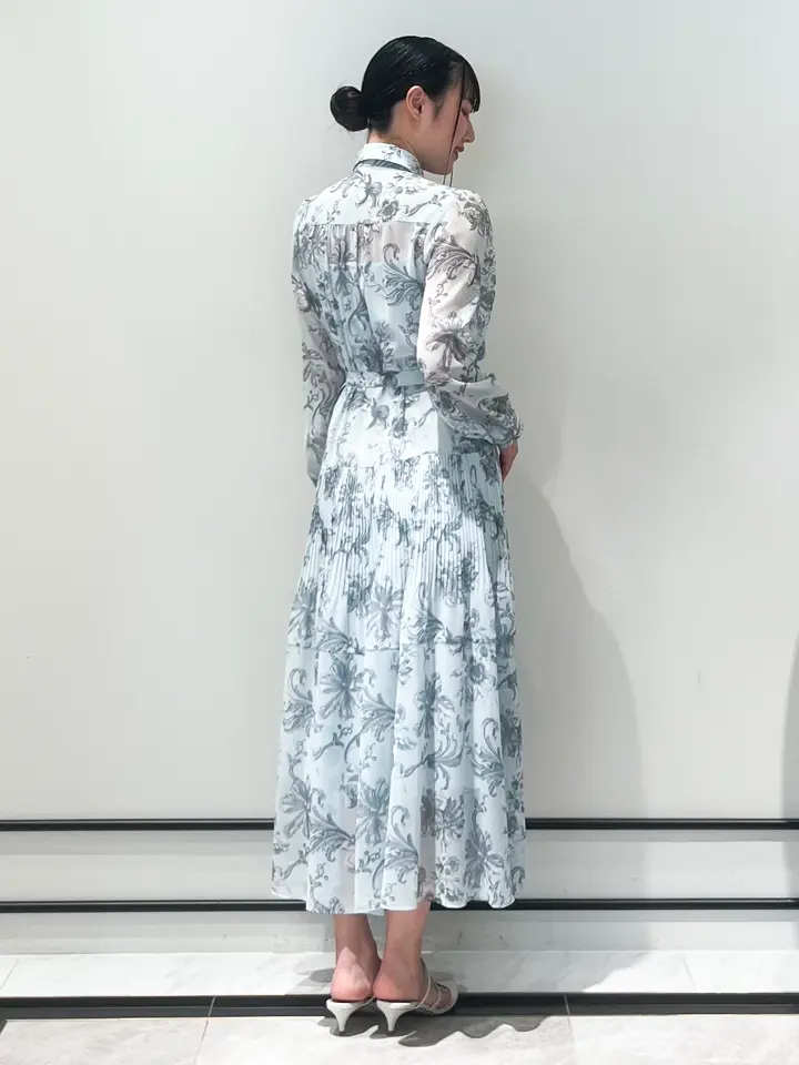 GRACE CONTINENTAL CHISAKO.S コーディネート画像