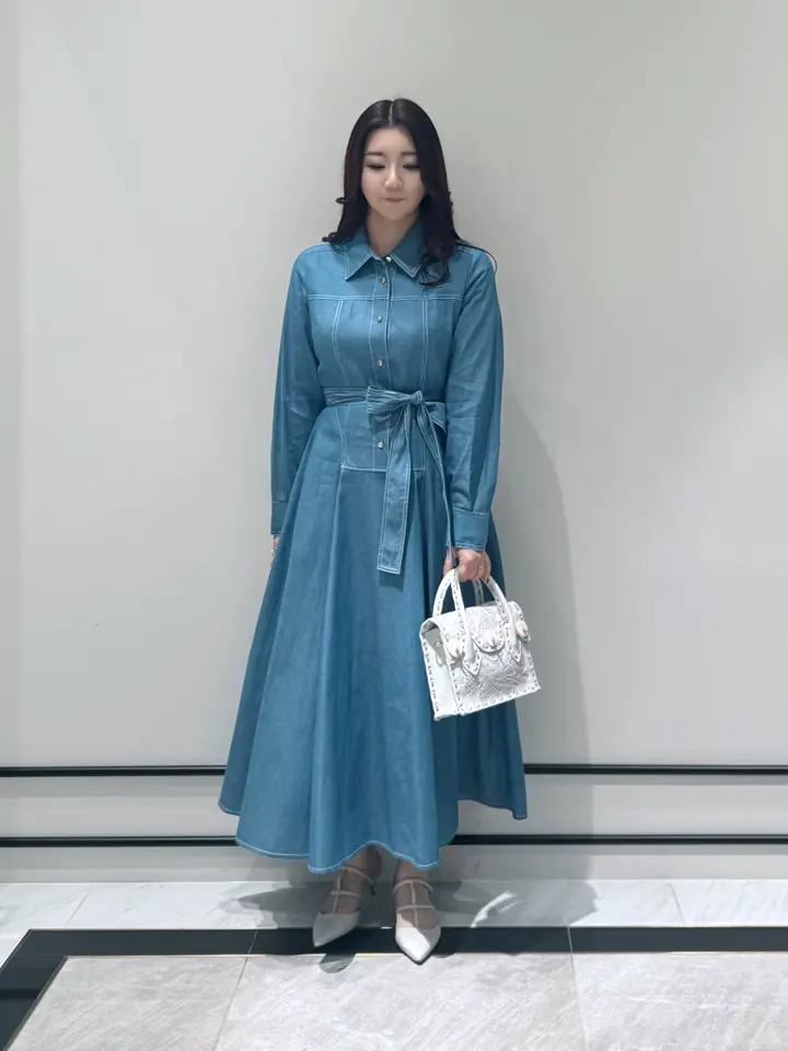 GRACE CONTINENTAL MOMOKO コーディネート画像