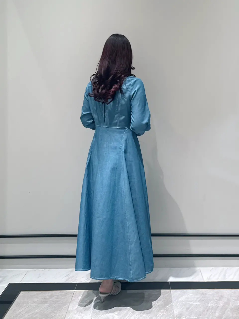 GRACE CONTINENTAL MOMOKO コーディネート画像