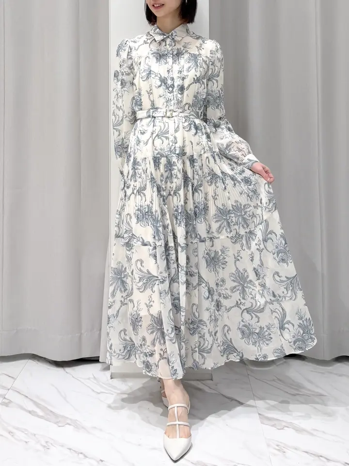 GRACE CONTINENTAL yuri コーディネート画像