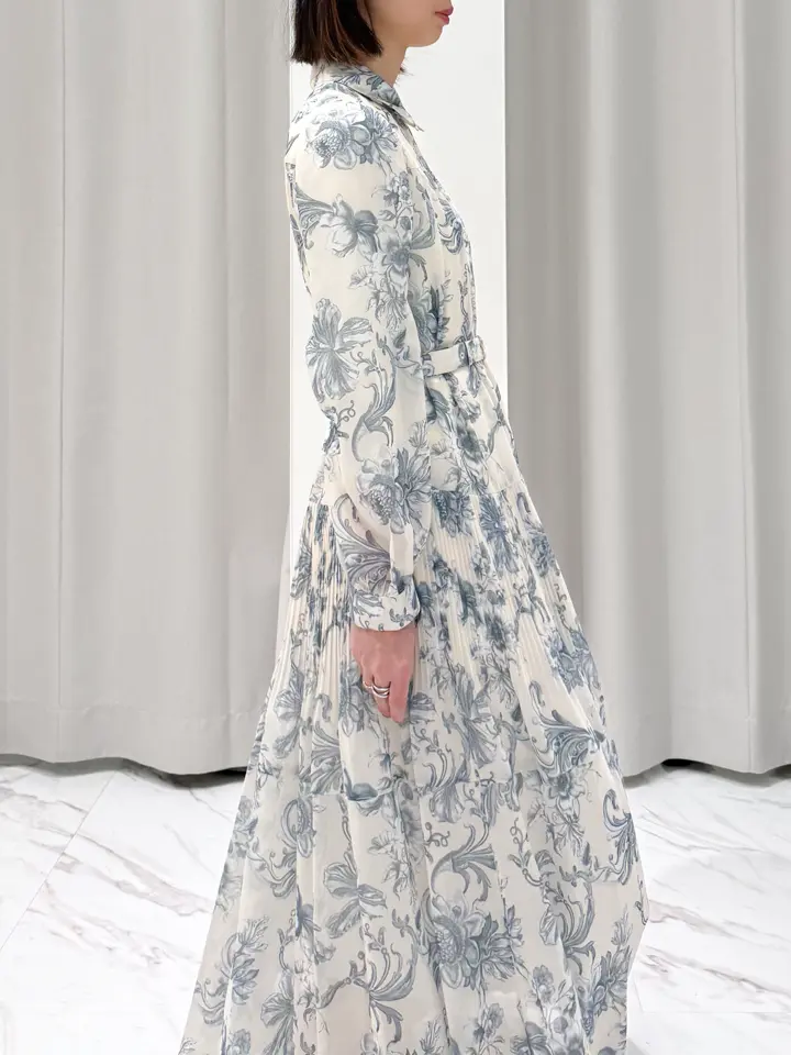 GRACE CONTINENTAL yuri コーディネート画像