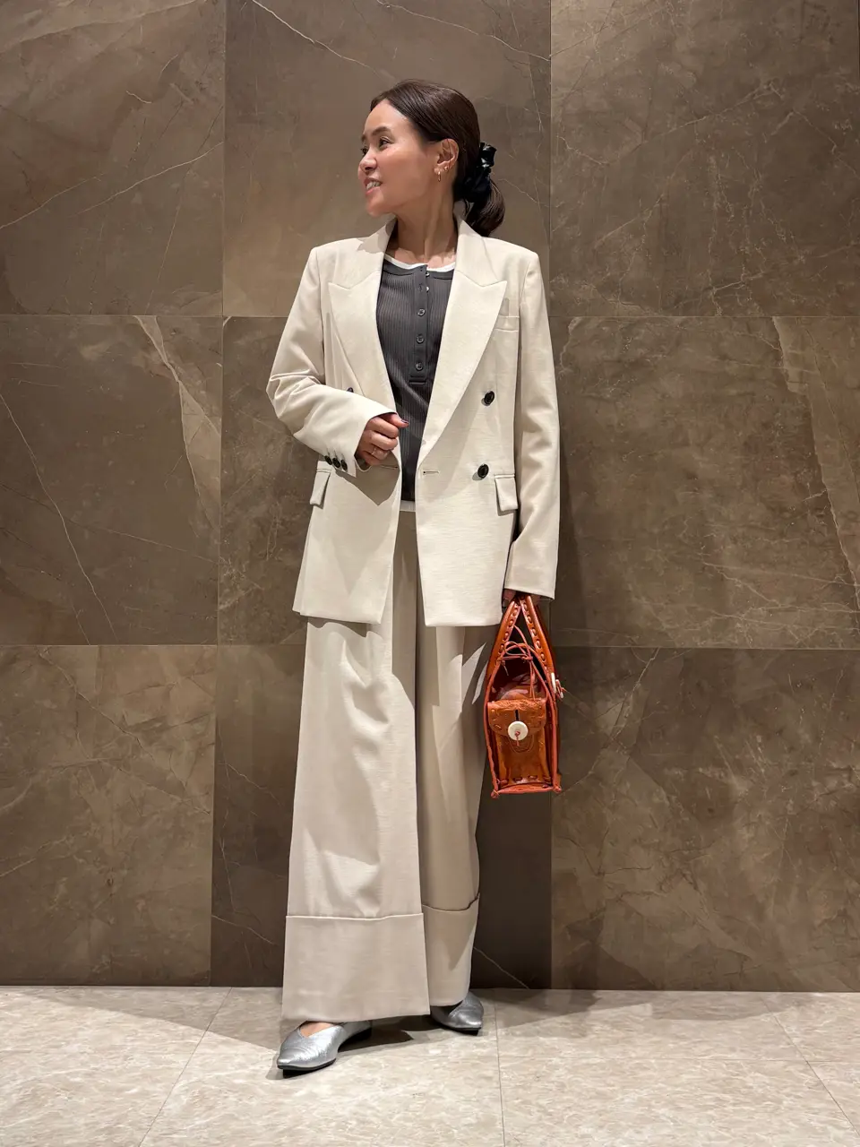  穐山　香織 コーディネート画像