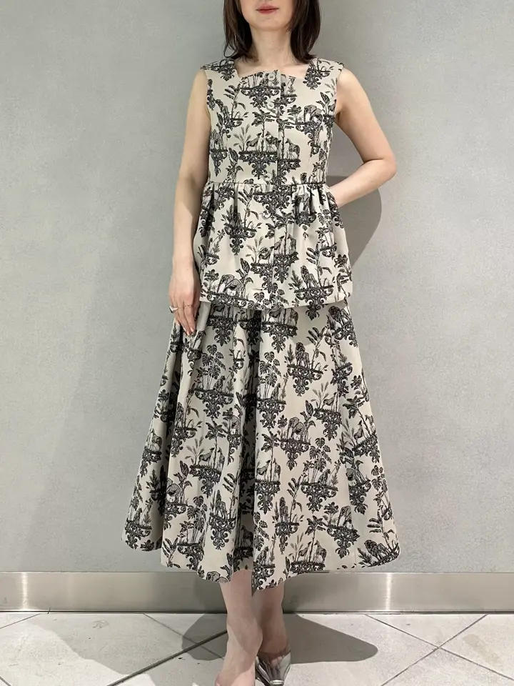 GRACE CONTINENTAL Kogane. コーディネート画像