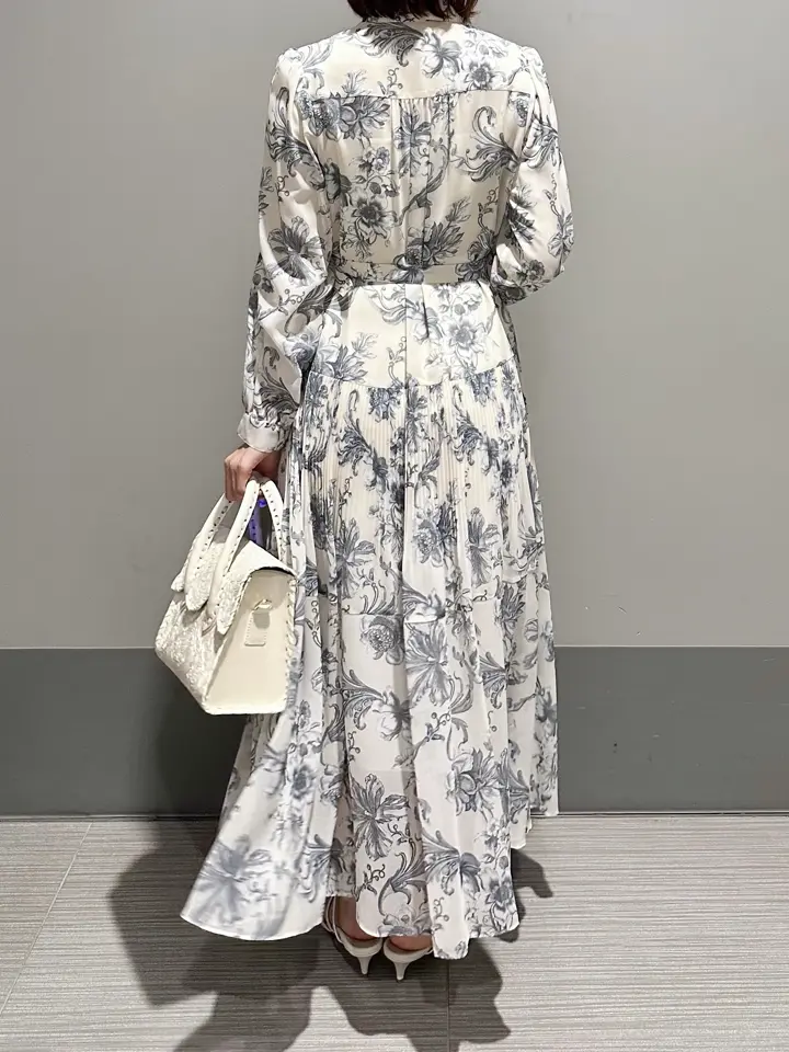 GRACE CONTINENTAL MORITA AI コーディネート画像