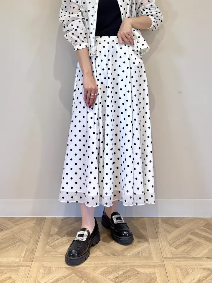 GRACE CONTINENTAL Yuuki NOZAWA コーディネート画像