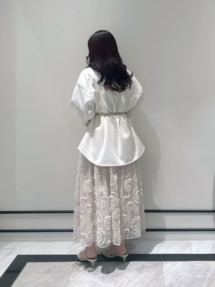 GRACE CONTINENTAL MOMOKO コーディネート画像