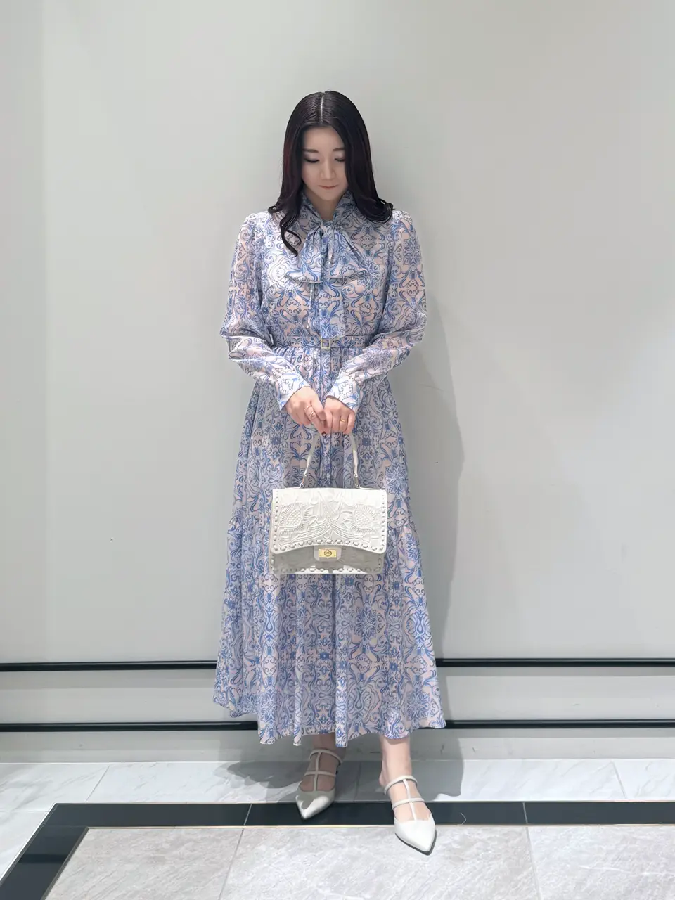 GRACE CONTINENTAL MOMOKO コーディネート画像