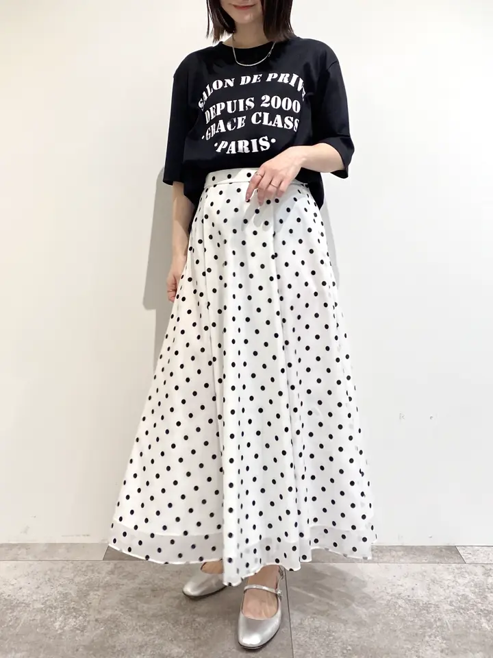 GRACE CONTINENTAL Nakatsu.m コーディネート画像