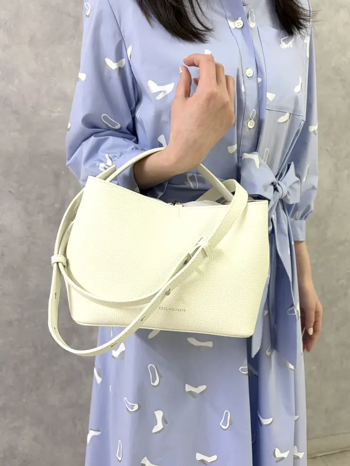 GRACE CONTINENTAL kobayashi コーディネート画像