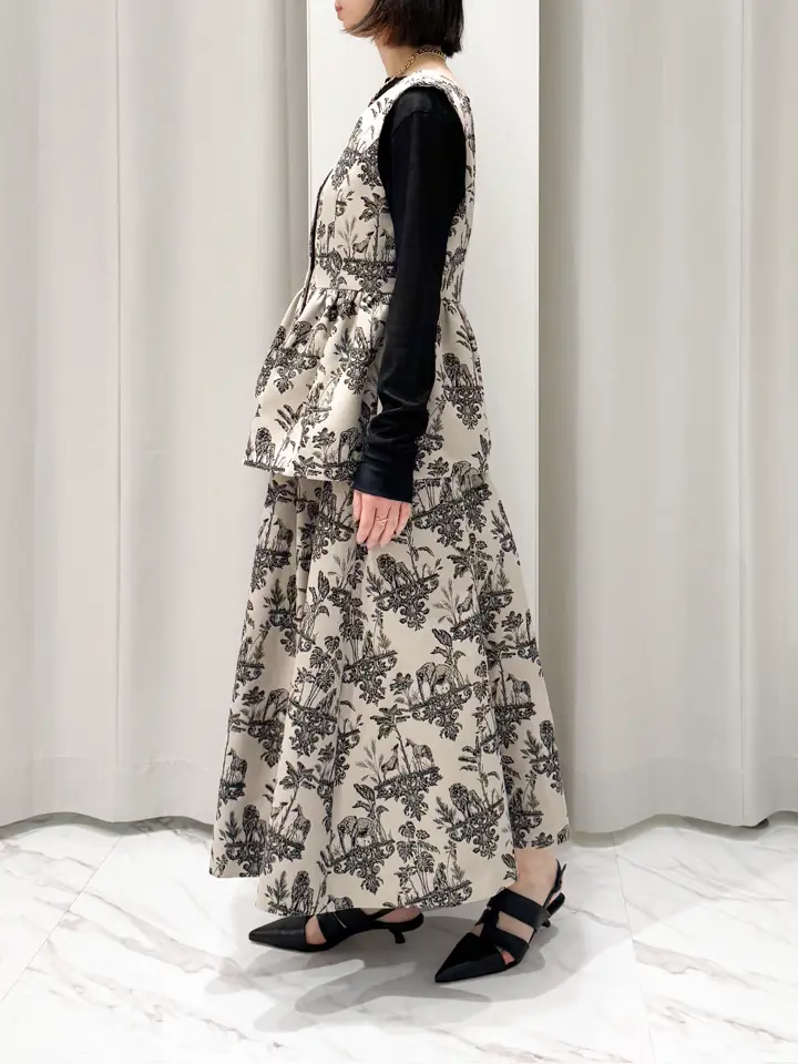 GRACE CONTINENTAL yuri コーディネート画像