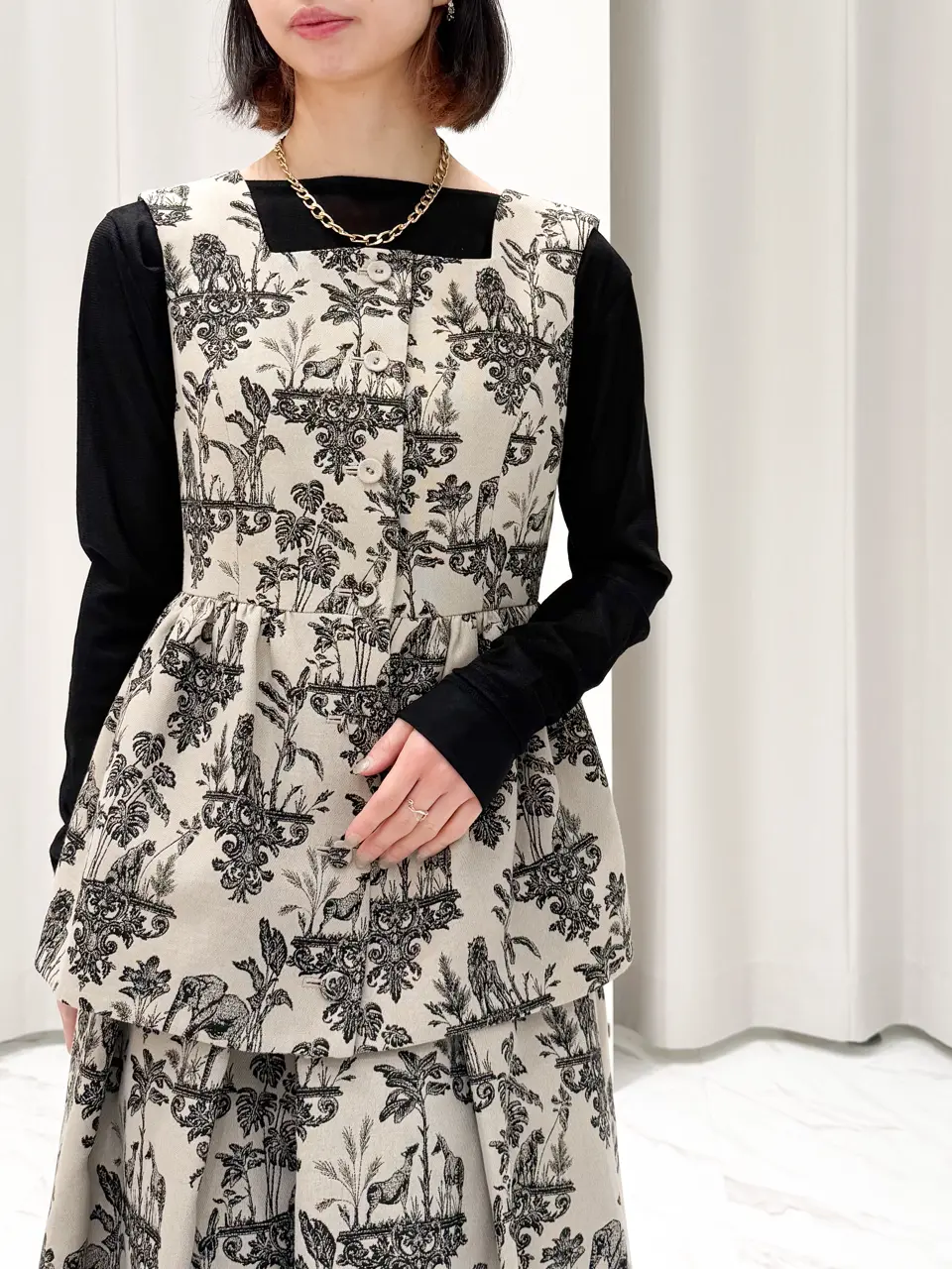 GRACE CONTINENTAL yuri コーディネート画像