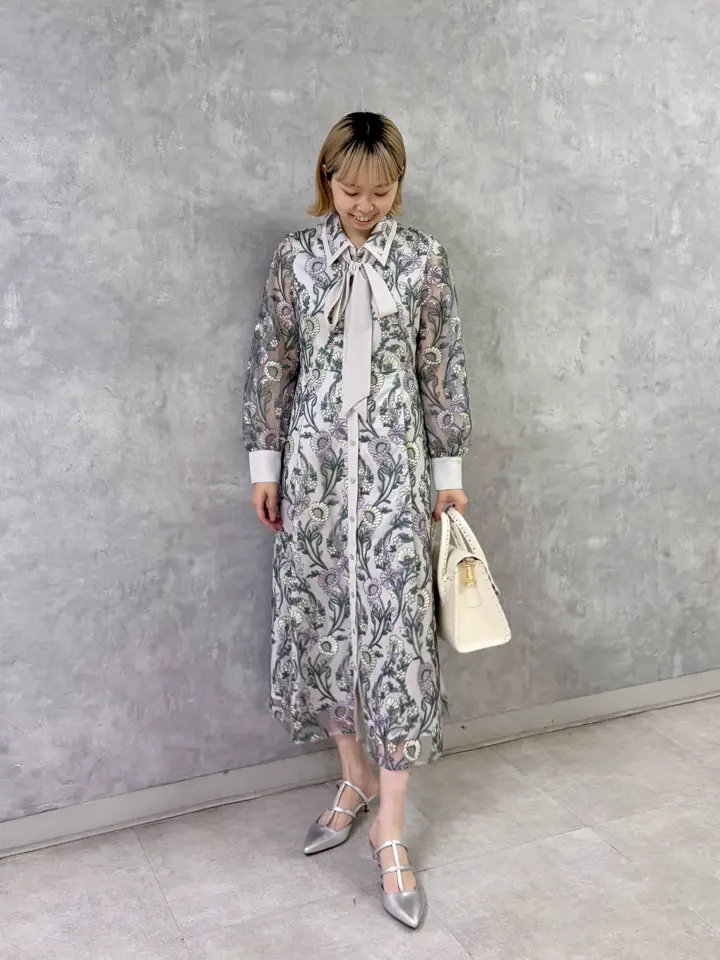 GRACE CONTINENTAL Abe コーディネート画像