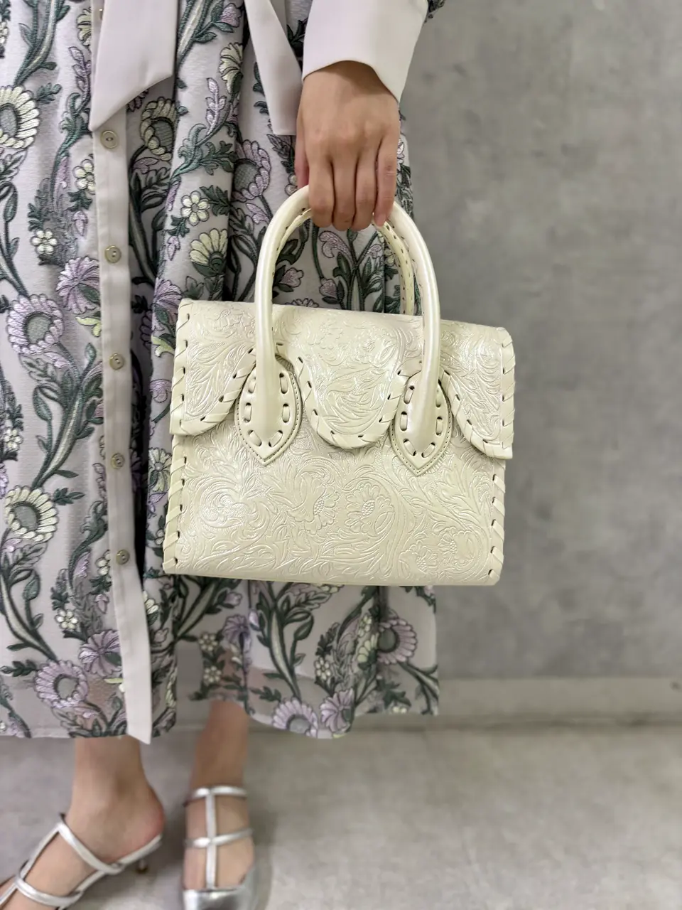 GRACE CONTINENTAL Abe コーディネート画像