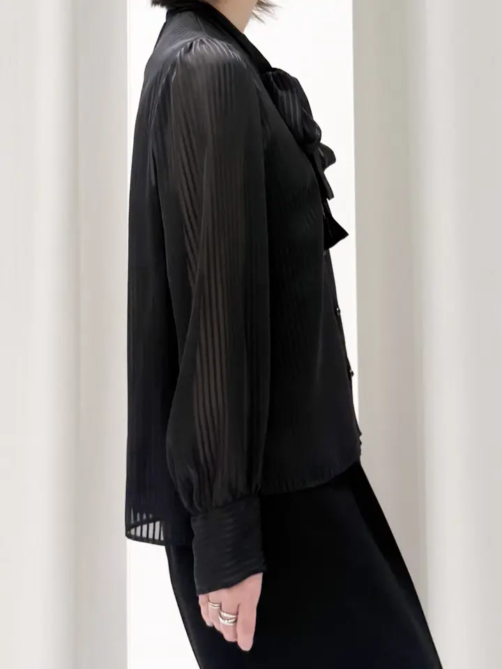 GRACE CONTINENTAL yuri コーディネート画像