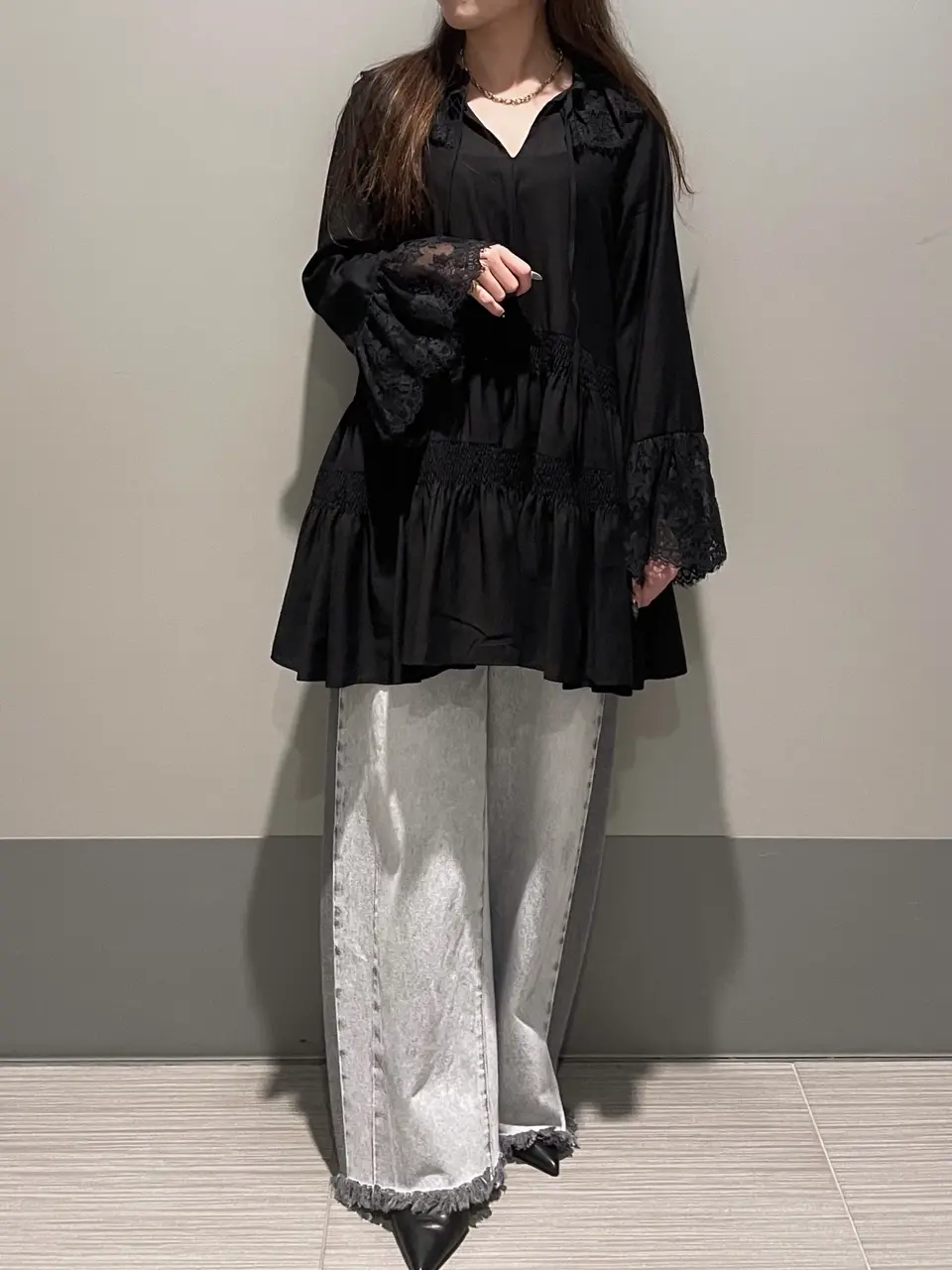 GRACE CONTINENTAL 細川　もなみ コーディネート画像