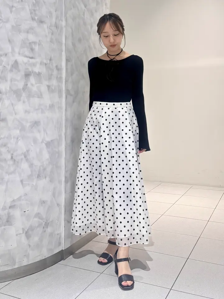 GRACE CONTINENTAL 岩永 春佳 コーディネート画像