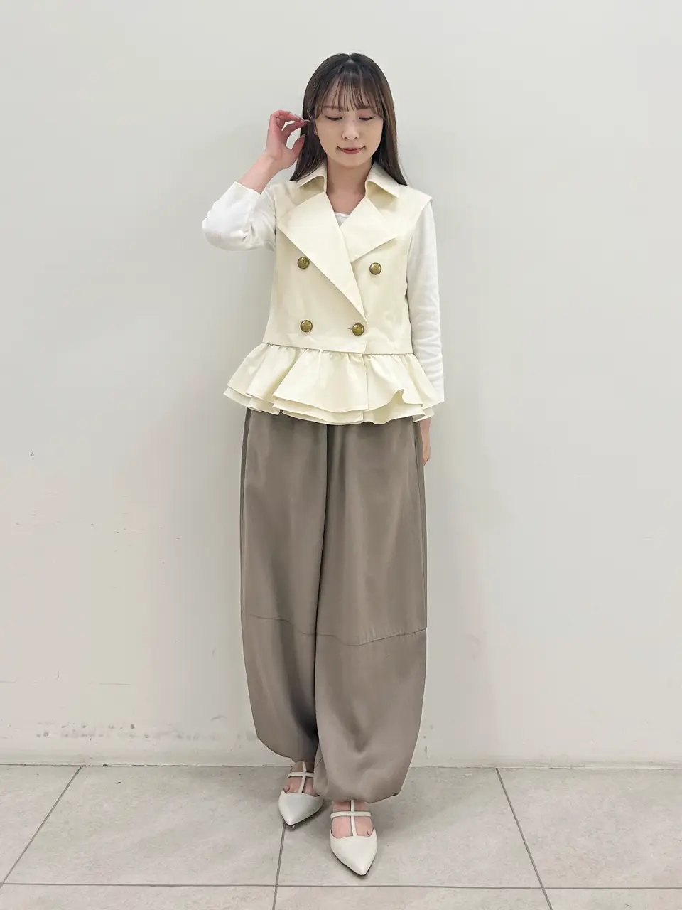  Miu Akamatsu コーディネート画像