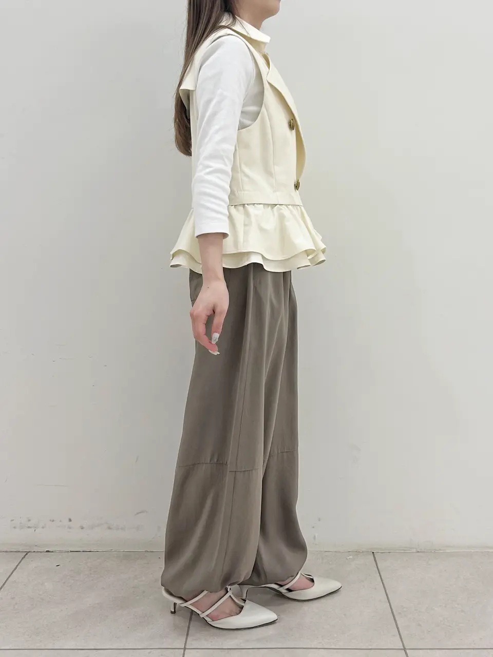 GRACE CONTINENTAL Miu Akamatsu コーディネート画像