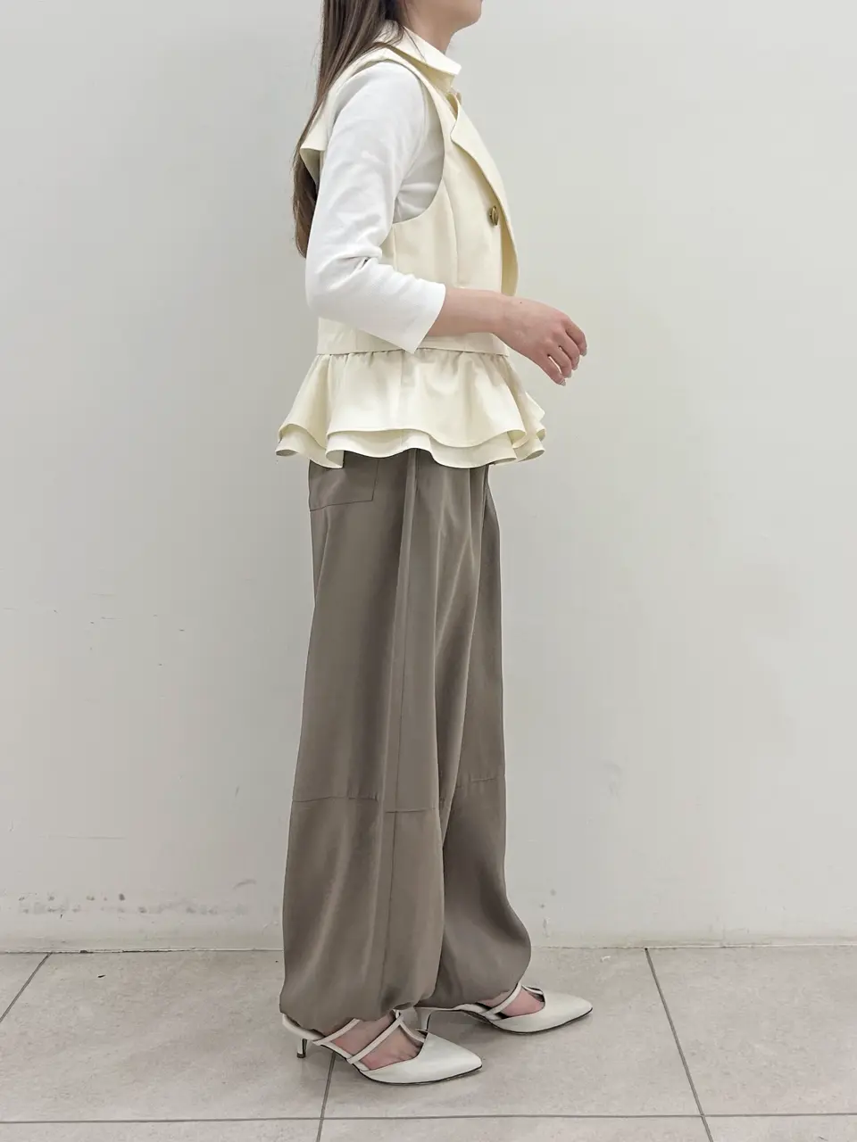 GRACE CONTINENTAL Miu Akamatsu コーディネート画像