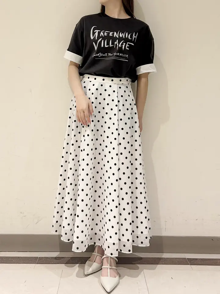 GRACE CONTINENTAL Miu Akamatsu コーディネート画像