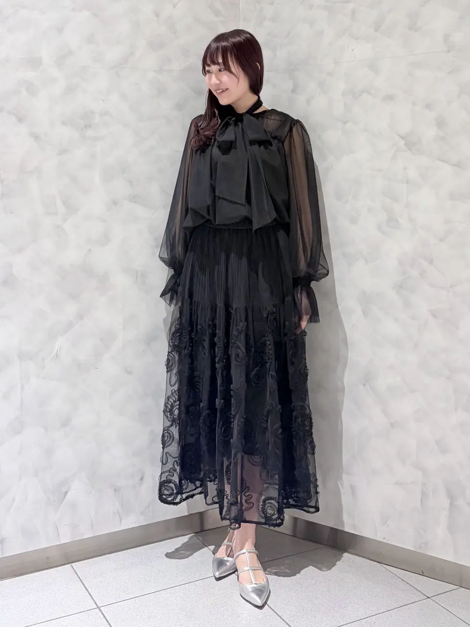  根本　紗良 コーディネート画像