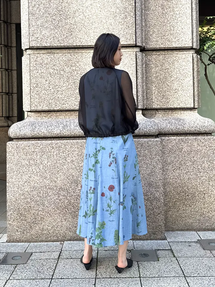 GRACE CONTINENTAL 伊藤　静華 コーディネート画像