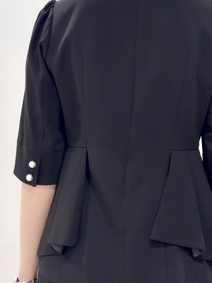 GRACE CONTINENTAL 遠藤　みずき コーディネート画像