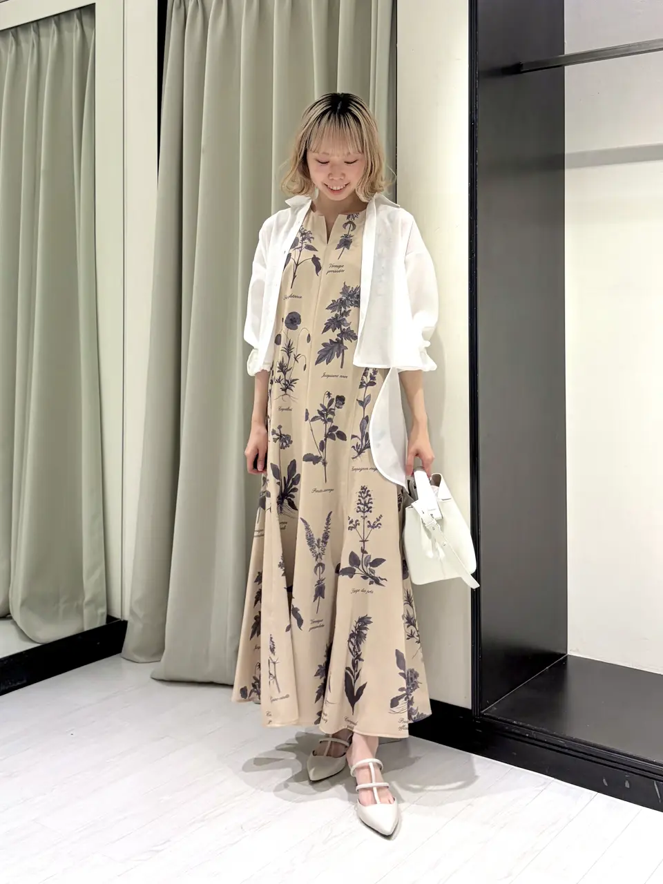 GRACE CONTINENTAL Abe コーディネート画像