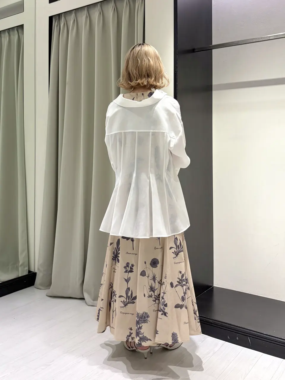 GRACE CONTINENTAL Abe コーディネート画像