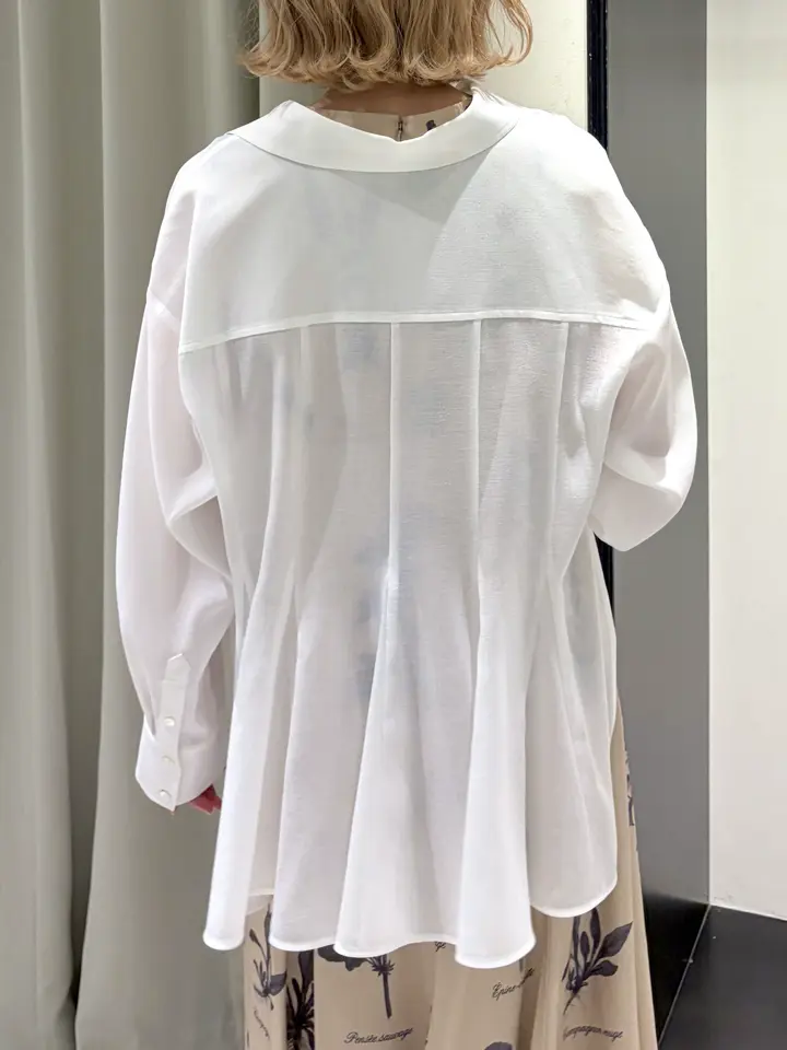 GRACE CONTINENTAL Abe コーディネート画像