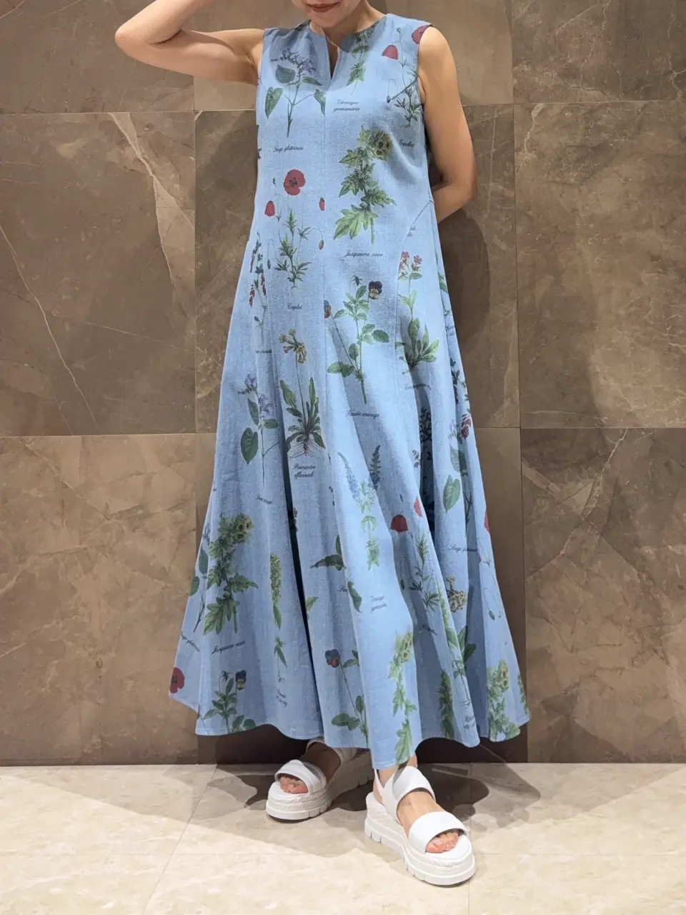 GRACE CONTINENTAL 穐山　香織 コーディネート画像