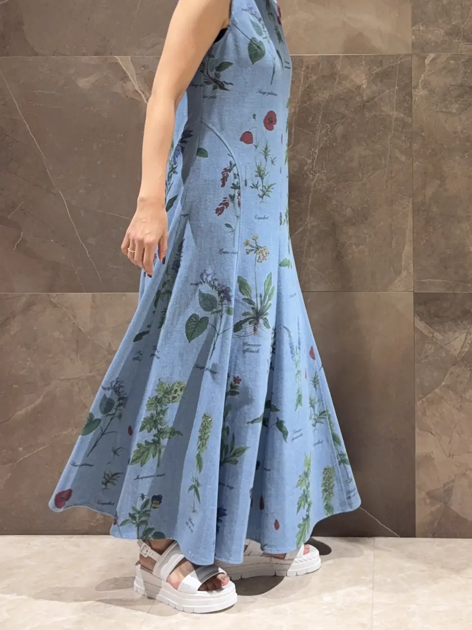 GRACE CONTINENTAL 穐山　香織 コーディネート画像