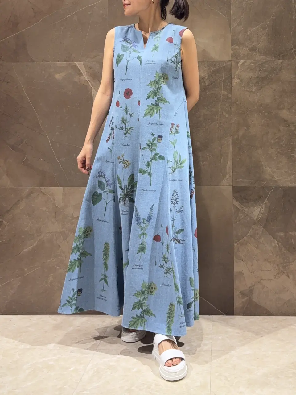 GRACE CONTINENTAL 穐山　香織 コーディネート画像