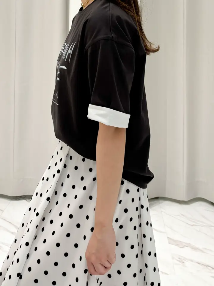 GRACE CONTINENTAL 山﨑 茉以 コーディネート画像