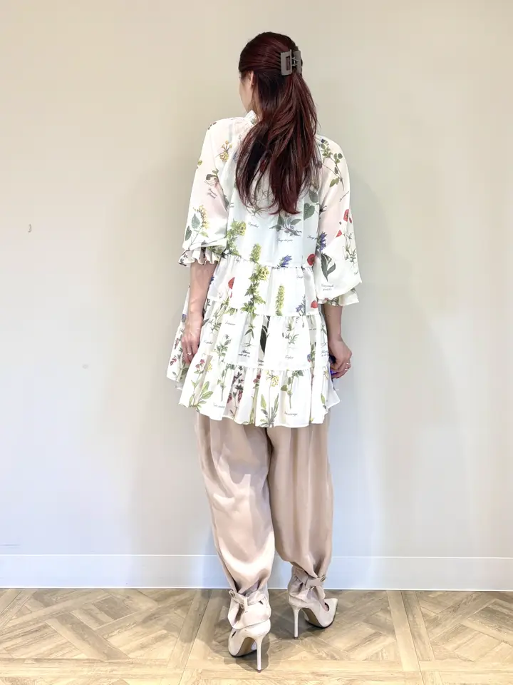 GRACE CONTINENTAL Yuuki NOZAWA コーディネート画像