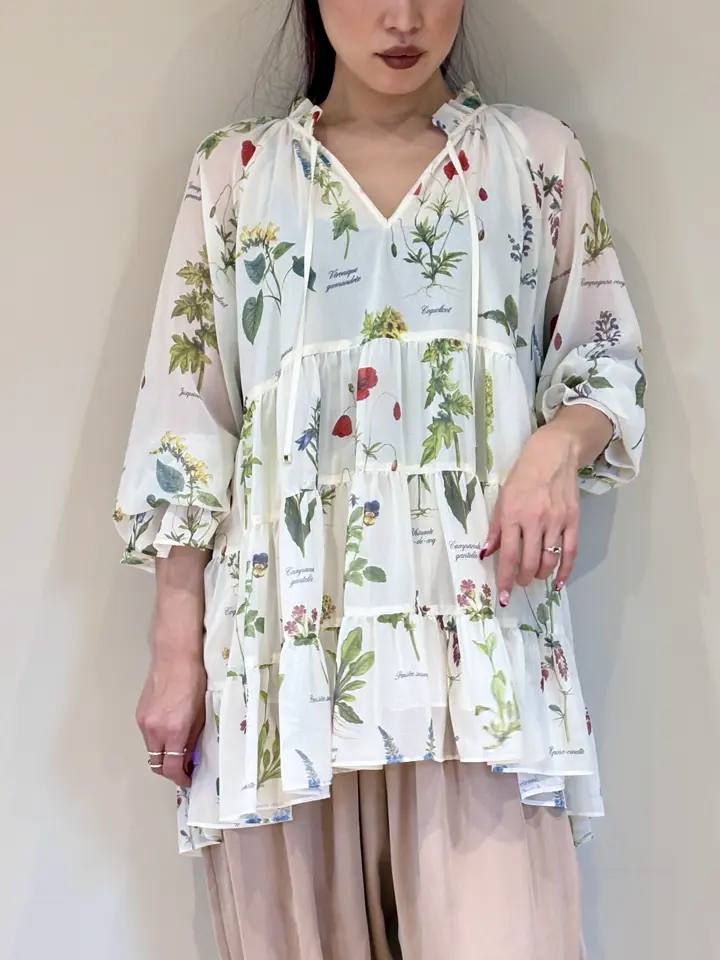 GRACE CONTINENTAL Yuuki NOZAWA コーディネート画像