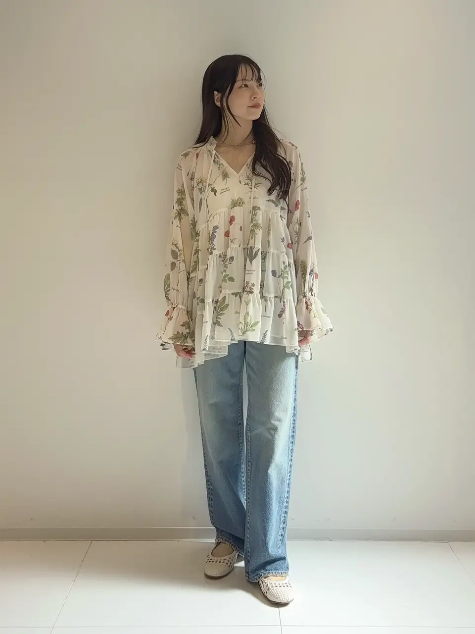 GRACE CONTINENTAL Hikaru Okada コーディネート画像