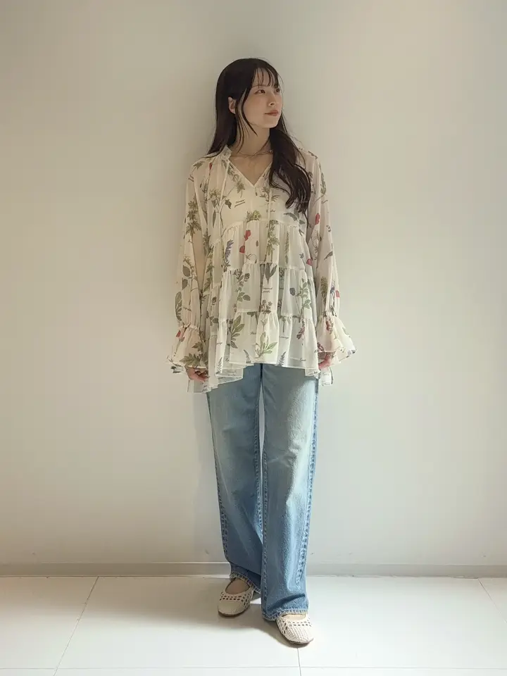 GRACE CONTINENTAL Hikaru Okada コーディネート画像