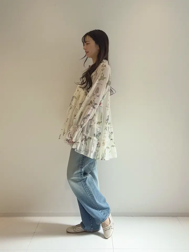 GRACE CONTINENTAL Hikaru Okada コーディネート画像