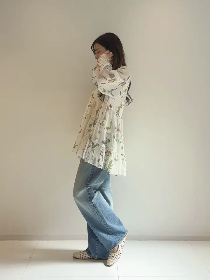 GRACE CONTINENTAL Hikaru Okada コーディネート画像