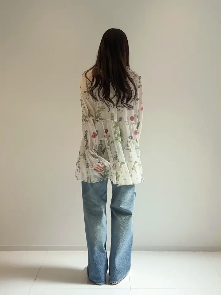 GRACE CONTINENTAL Hikaru Okada コーディネート画像