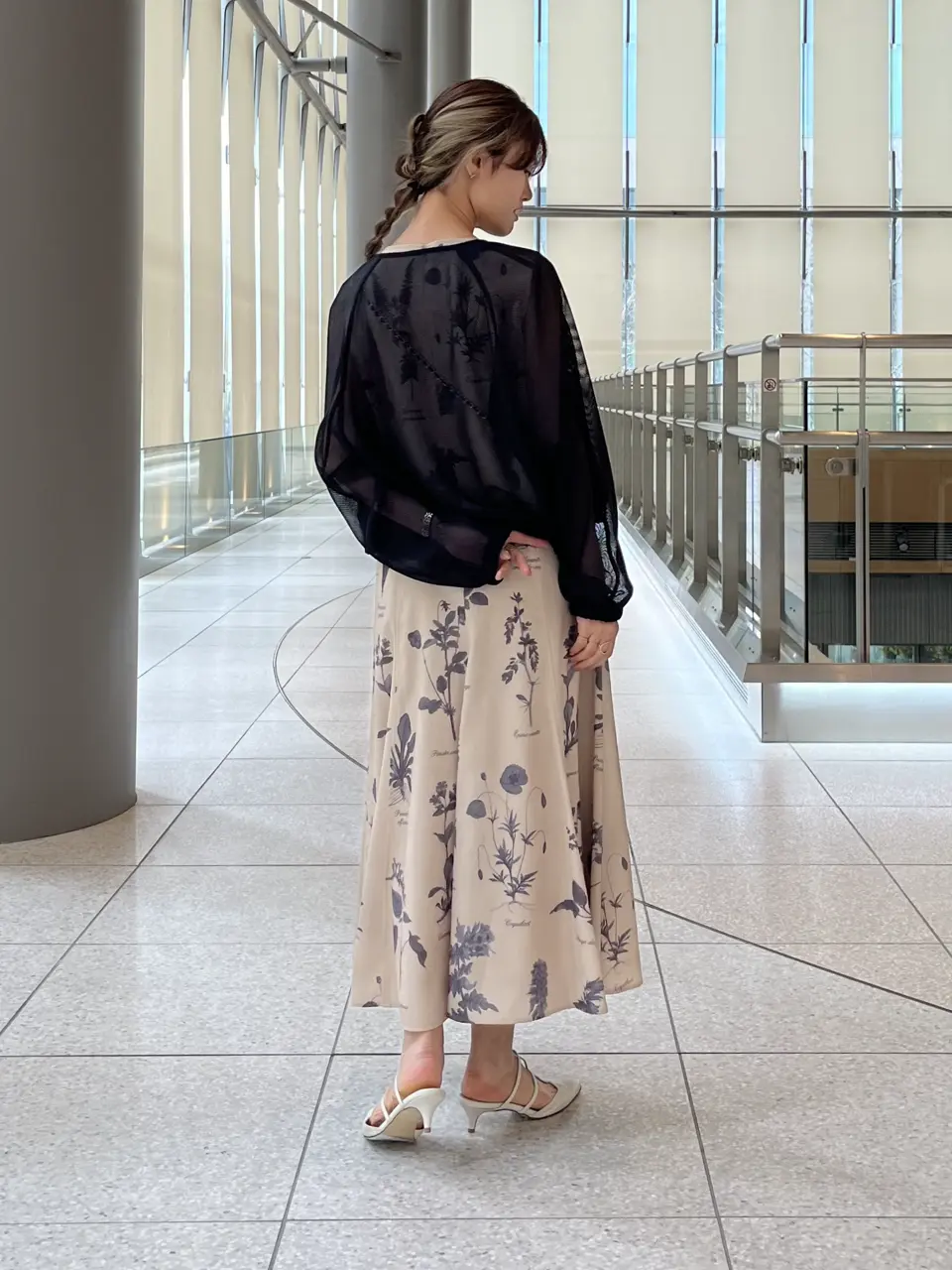 GRACE CONTINENTAL A.Kameyama コーディネート画像