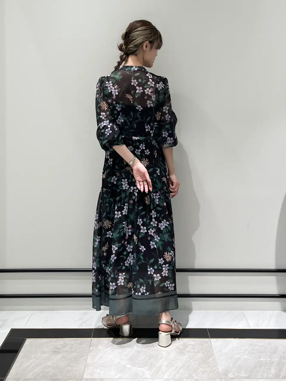 GRACE CONTINENTAL A.Kameyama コーディネート画像