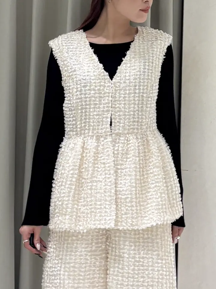 GRACE CONTINENTAL Yuuki NOZAWA コーディネート画像