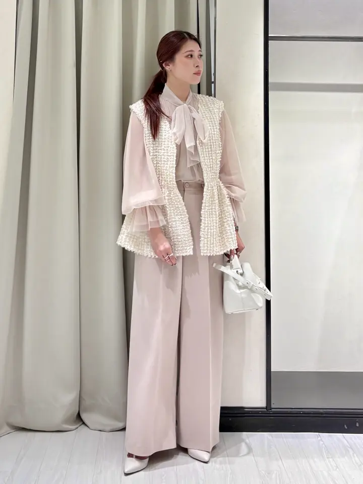 GRACE CONTINENTAL Yuuki NOZAWA コーディネート画像