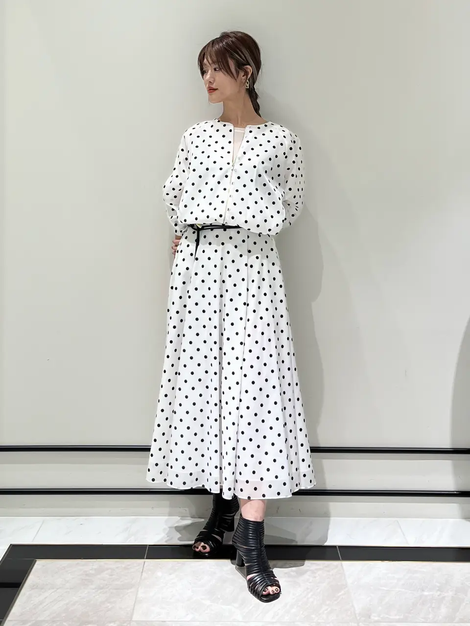 GRACE CONTINENTAL A.Kameyama コーディネート画像