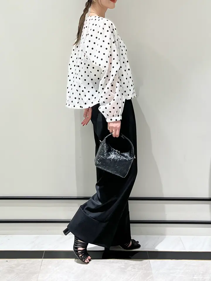 GRACE CONTINENTAL A.Kameyama コーディネート画像