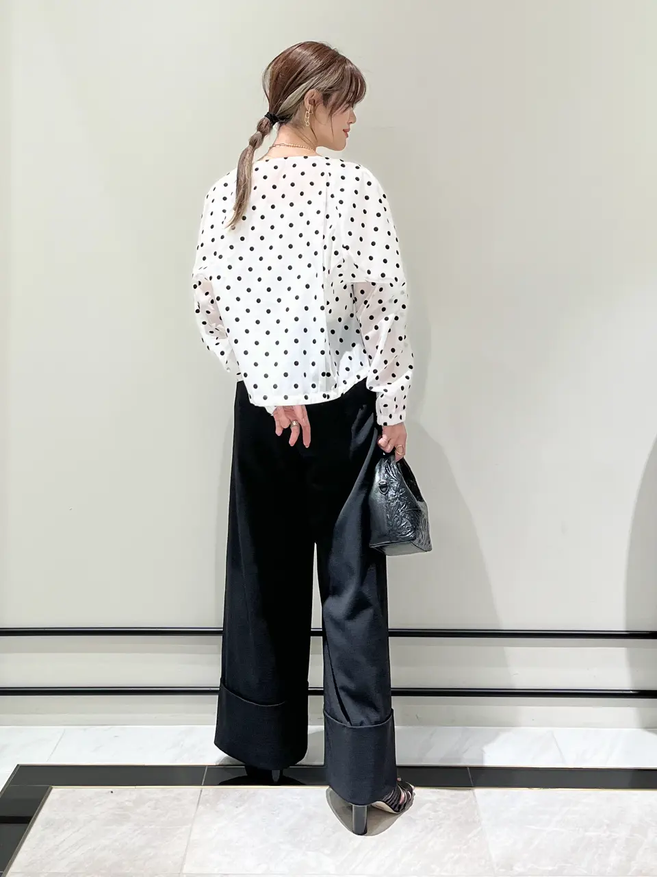 GRACE CONTINENTAL A.Kameyama コーディネート画像