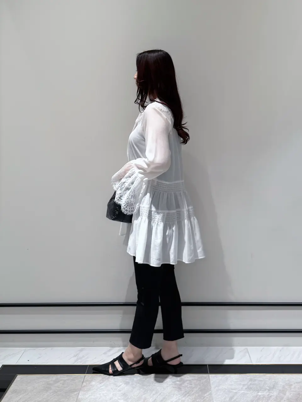 GRACE CONTINENTAL MOMOKO コーディネート画像