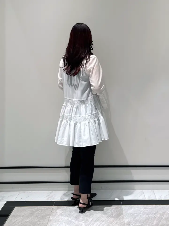 GRACE CONTINENTAL MOMOKO コーディネート画像